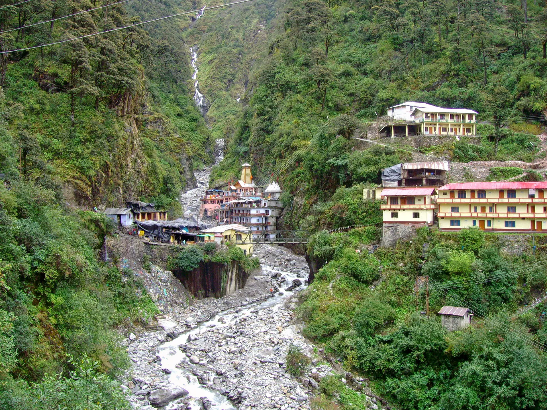 Places-to-Visit-in-Yamunotri-img Places to visit in Yamunotri